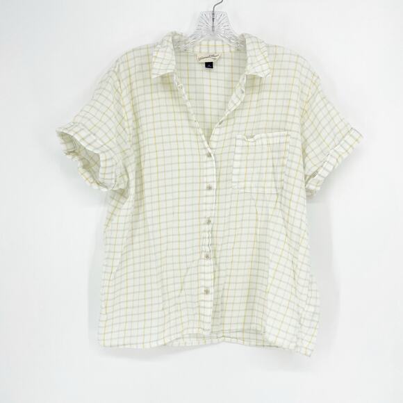 Universal Thread Short Sleeve Button-Up Plaid Top Size Medium - Picture 1 of 6